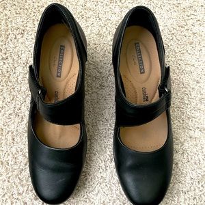 Clarks Pumps